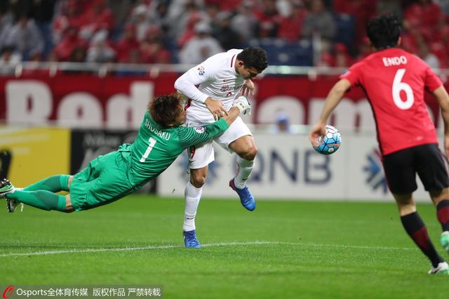 今日焦点战预告18:00韩职联升降级附加赛 釜山偶像vs水原FC、金浦FCvsFC江原 首回合谁能先拔头筹？20:00亚冠赛事武汉三镇 VS 浦项制铁，武汉三镇能否捍卫主场颜面？03:00 英超赛场谢菲尔德联 VS 利物浦，谢菲尔德联临阵换帅，利物浦笑纳三分？04:15 英超 曼联 VS 切尔西，红蓝大战，曼联内部频传将帅不合之声，切尔西乘势再取一胜？事件图片报：穆勒想再踢一年，若续约他希望不降薪&转会想去欧冠球队德媒《图片报》报道称，穆勒还想要再踢一年，如果和拜仁续约他希望的是不降薪。